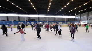 Na zimnom štadióne v Gelnici vypli chladiarenské zariadenie. Budúcnosť tamojšieho športu je otázna