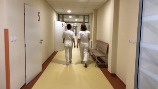 Detská nemocnica v Banskej Bystrici ruší plánované hospitalizácie. Dôvodom sú výpovede lekárov