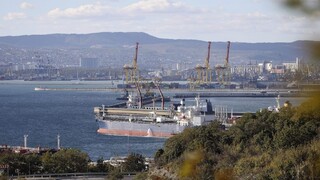 Kremeľ pripravuje prezidentský výnos. Zakáže predaj ropy krajinám, ktoré zavedú cenový strop