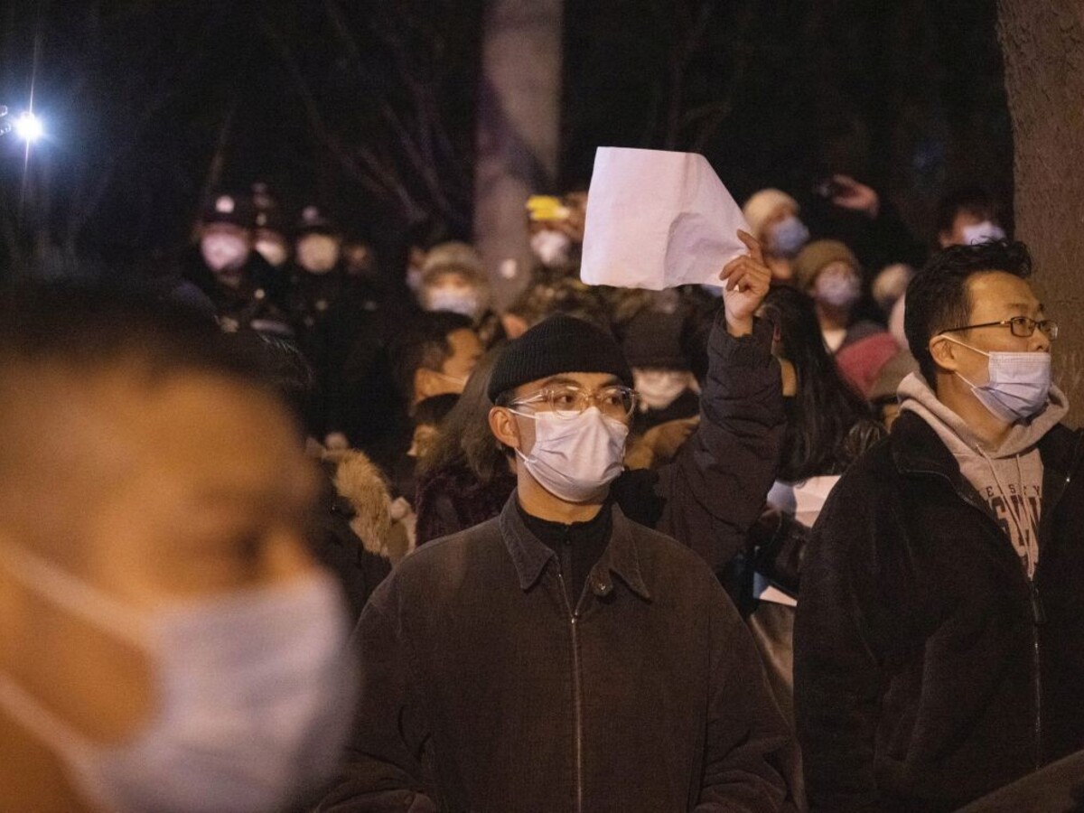 Číňania sú pri kritike vlády vynaliezaví, nástrojom protestu sa stali čisté papiere a slovné hračky
