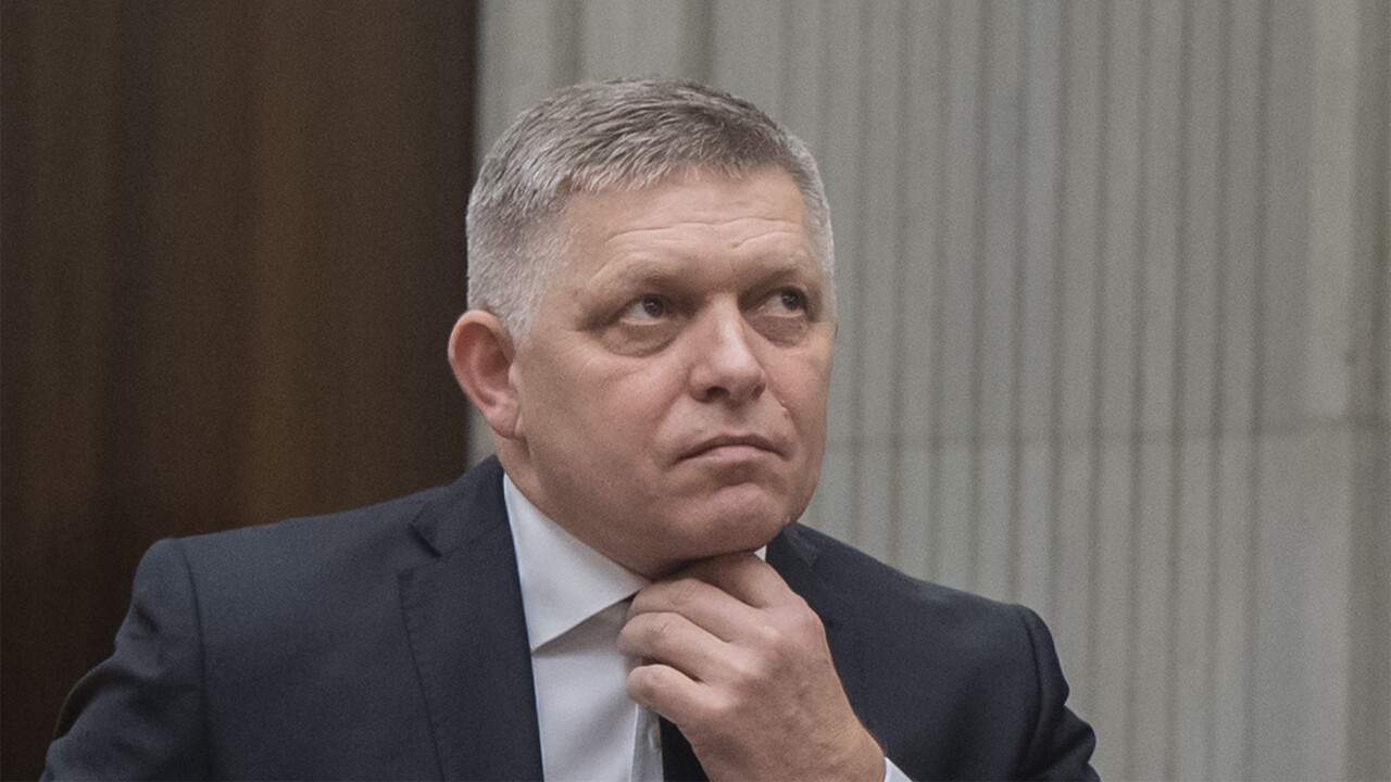 Fico na Ústavnom súde neuspel. Senát zamietol jeho sťažnosť týkajúcu sa nahrávok z poľovníckej chaty