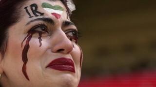 Vyše tristo ľudí zahynulo pri protestoch po Amíníovej smrti v Iráne, tvrdí generál