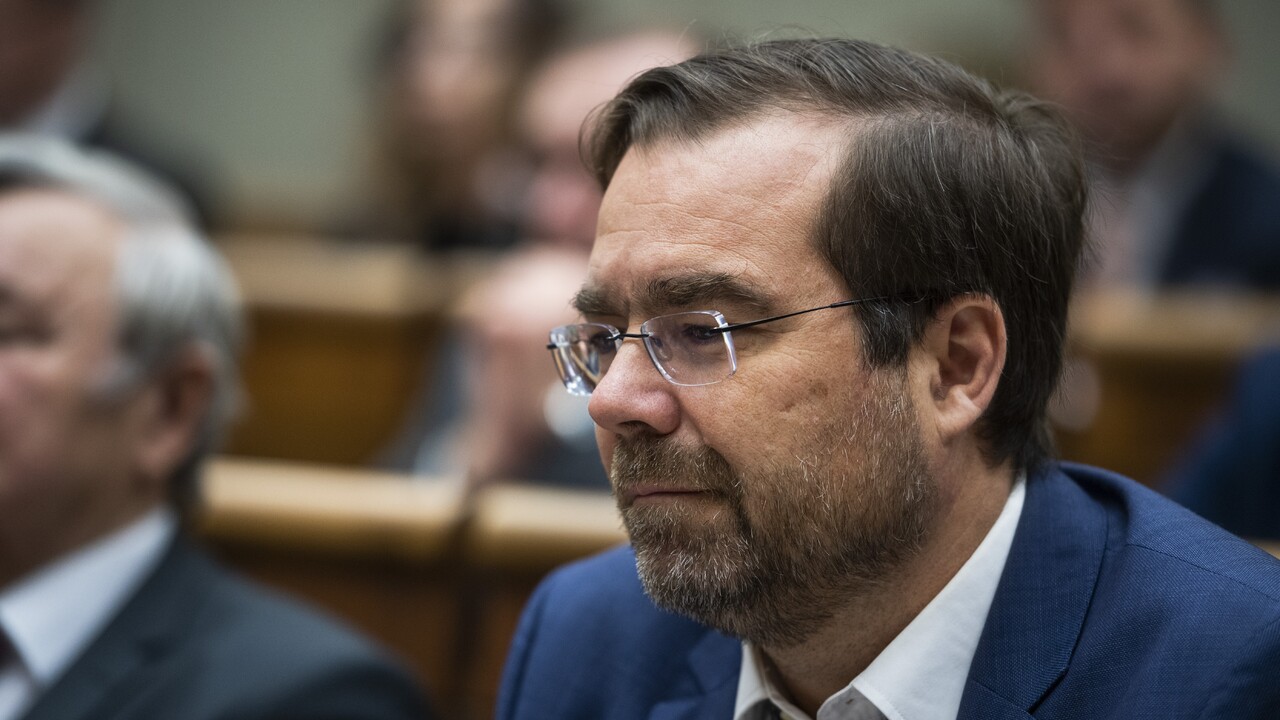 Zdravotnícky výbor odporúča parlamentu schváliť návrh k vzdelávaniu zdravotníkov