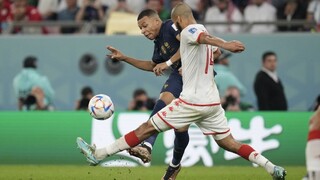 Francúzi postúpili do osemfinále, neohrozila ich ani prehra proti Tunisku
