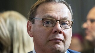 Britská polícia zasiahla voči oligarchom. Mala zadržať jedného z najbohatších Rusov