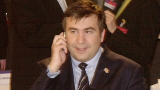 Väznenému exprezidentovi Gruzínska Saakašvilimu vraj hrozí smrť. Mali ho otráviť ťažkými kovmi