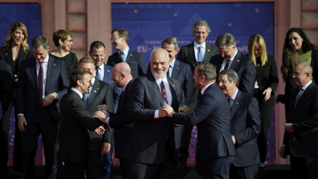 Krajiny EÚ poskytnú západnému Balkánu okrem politickej podpory aj finančnú pomoc v oblasti energetiky