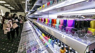 Máte tieto kozmetické výrobky doma? Úrad verejného zdravotníctva ich neodporúča používať