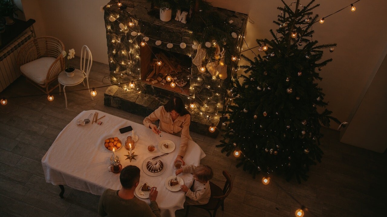 Tradičné vianočné jedlá zo zahraničia: Kde jedávajú moriaka či kura z fastfoodu?
