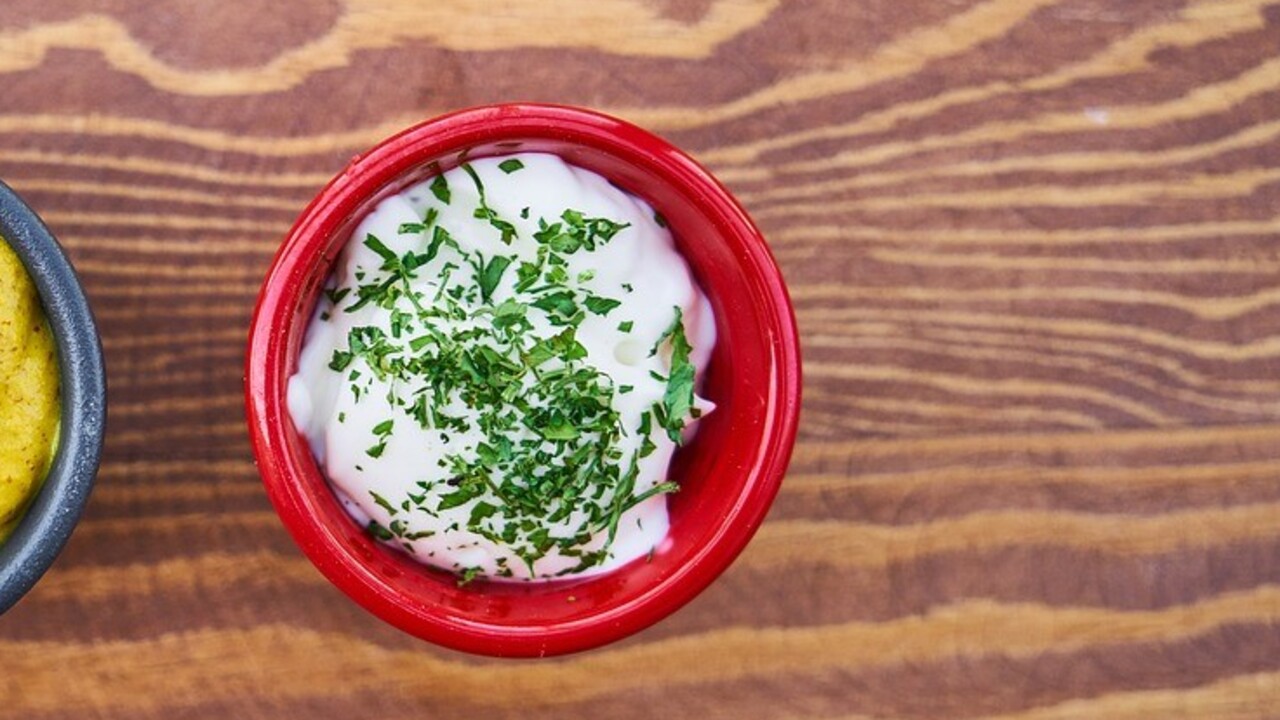 Poctivá domáca majonéza: Tipy na dokonalý pomer, triky na miešanie aj ochutené verzie