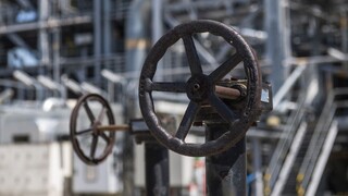 Slovnaft by mal exportovať ropné produkty na Ukrajinu, oznámil Hirman. Pomôžu jej prežiť zimu