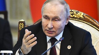 Prezident Putin varoval, že ruská mládež čelí náporu dezinformácií