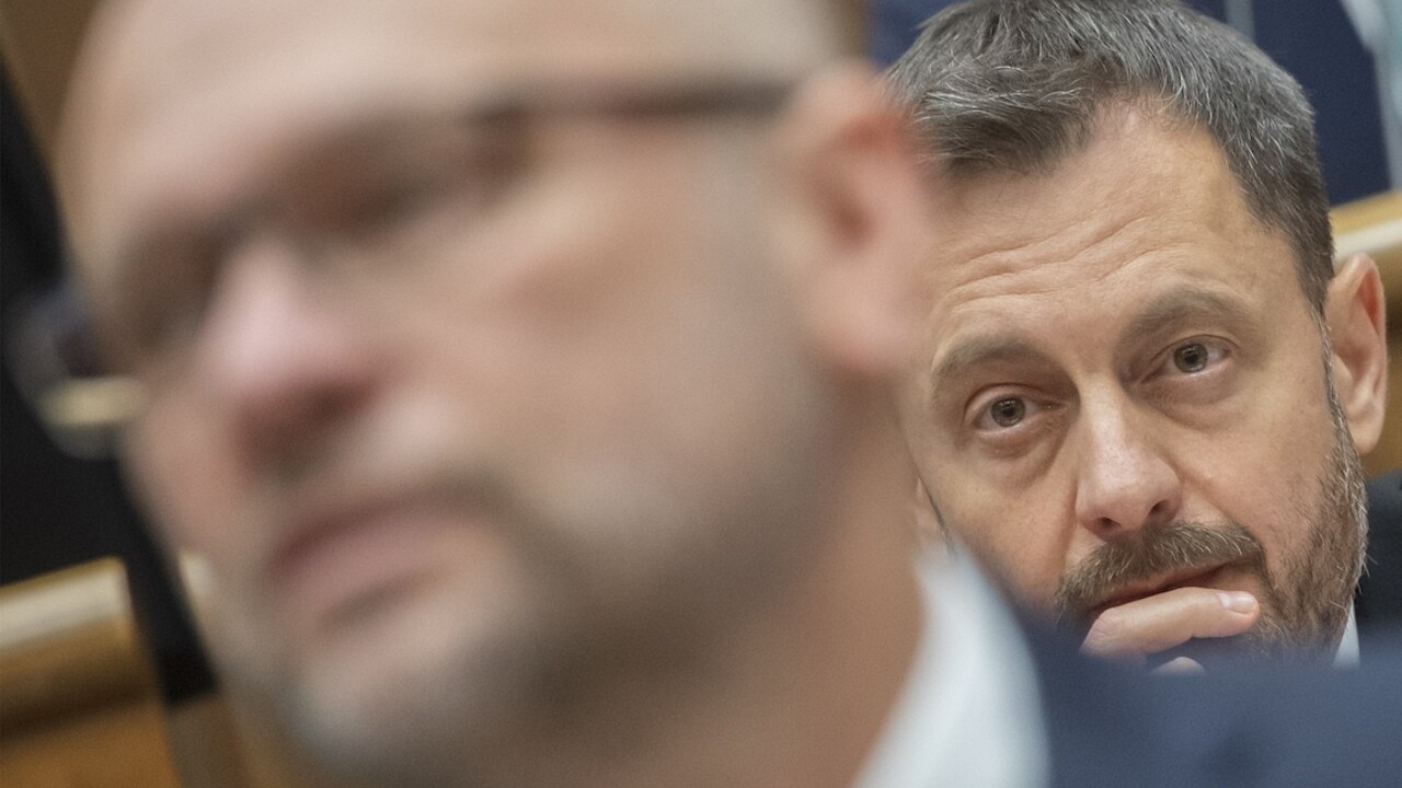 Ak vláda padne, jej rekonštrukcia je nerealistická, uviedol Heger. SaS vyzval, aby sa stiahla
