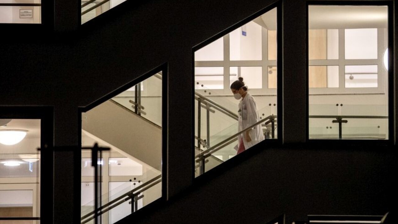 Britskí lekári predstavili revolučnú liečbu leukémie, 13-ročné dievča sa vďaka nej dostalo do remisie