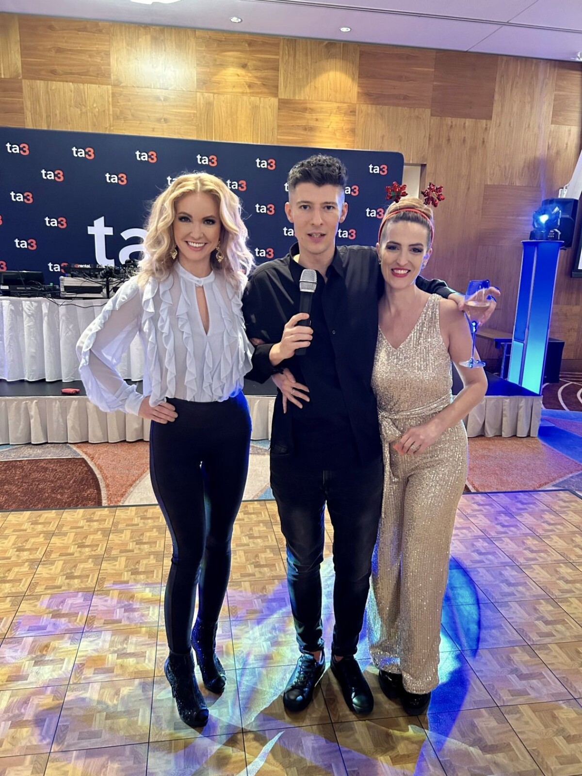 Vianočná párty ta3