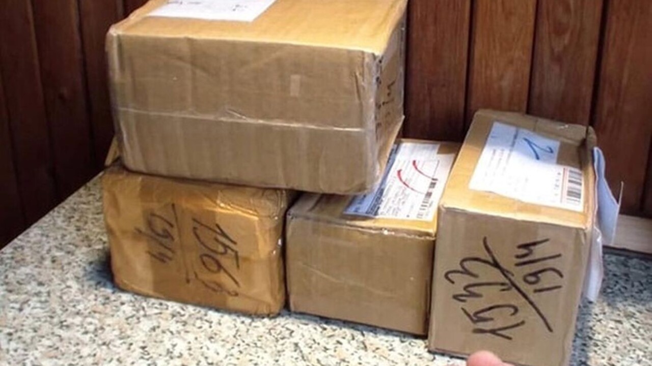 Krvavý balík dostalo aj ukrajinské veľvyslanectvo v Grécku. Ide už o 33 prípadov vyhrážania v 17 krajinách