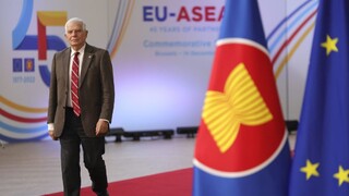 Lídri EÚ a juhovýchodnej Ázie budú rokovať o obchode, Rusku aj Číne