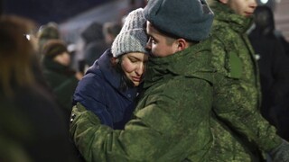 Ukrajina získala späť ďalších vojakov, pri výmene zajatcov s Ruskom bol prepustený aj Američan