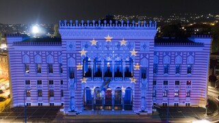 Šesťročné čakanie sa skončilo. Bosna a Hercegovina sa stala kandidátom na vstup do EÚ