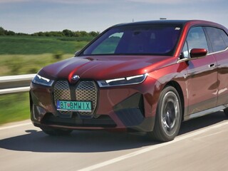 Motoring: BMW iX xDrive 50 ako najlepšie elektrické SUV na trhu? Dynamický Hyundai Tucson s najžiadanejšou výbavou