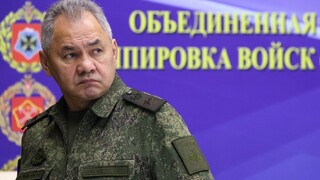 Dobytie Bachmutu je kľúčové pre spustenie ďalšej ofenzívy, tvrdí Šojgu. Ukrajine slúži ako obranná os