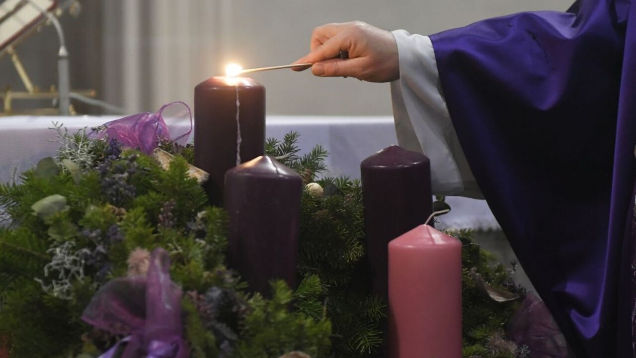 Adventný veniec