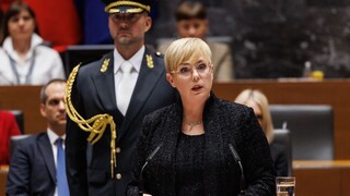 Pircová Musarová zložila prísahu ako prvá prezidentka Slovinska. Úrad prevezme v piatok