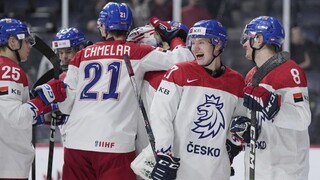 Juniorský hokejový šampionát: Česi pokračujú v spanilej jazde, deklasovali Rakúsko