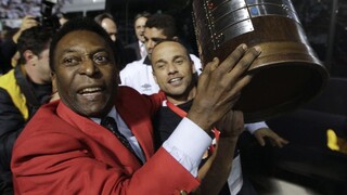Vo veku 82 rokov zomrel legendárny brazílsky futbalista Pelé, podľahol ťažkej chorobe