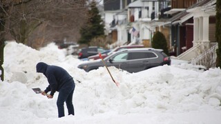 Extrémne zimné počasie si v USA vyžiadalo už 61 obetí, dve tretiny z nich v štáte New York