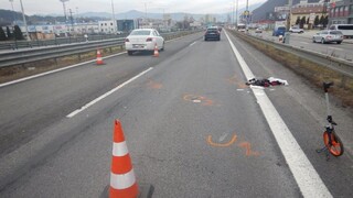 Tragická nehoda na R1 v Banskej Bystrici: Chodec vošiel autu do cesty, zraneniam podľahol