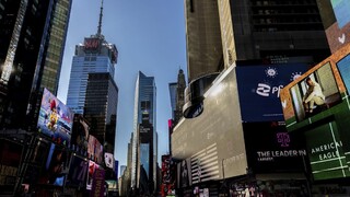 Vrcholia prípravy silvestrovských osláv. Jedny z najväčších sa konajú v New Yorku