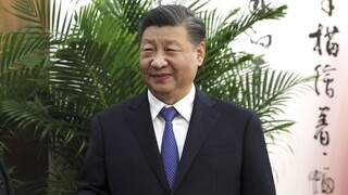 Čína vstupuje do novej fázy v boji proti covidu, vyhlásil Si Ťin-pching