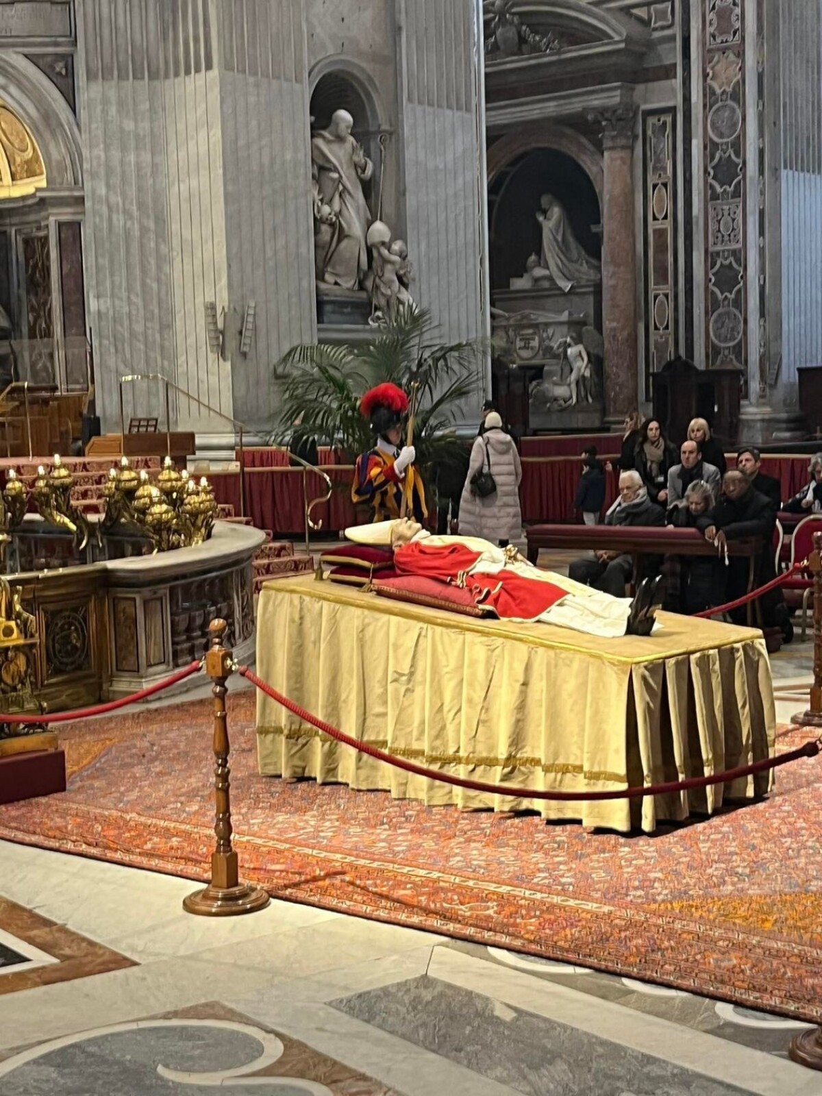 Pohreb Benedikta XVI.