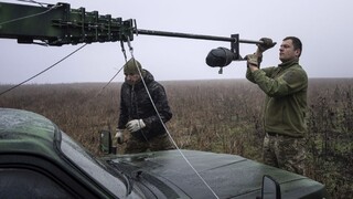Rusom sa stále nedarí dostať do Bachmutu. Úspešne odrážame útoky, tvrdí Kyjev