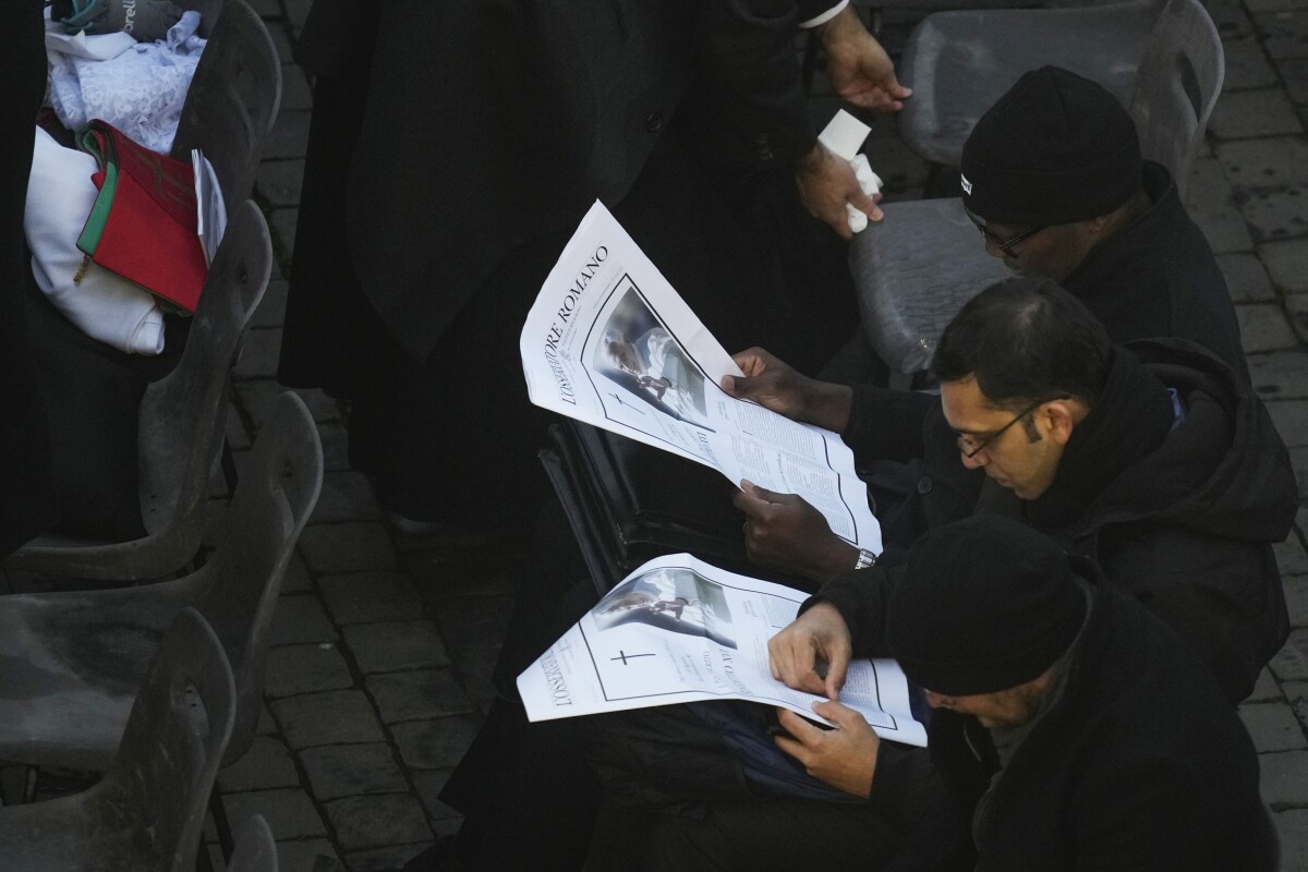 Námestie svätého Petra pred pohrebom