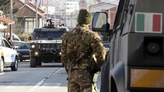 Misia KFOR odstránila posledné zátarasy, ktoré blokovali cesty v severnom Kosove