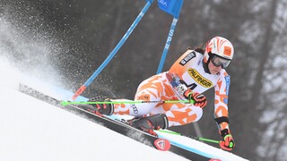 Vlhová skončila tretia v sobotnom obrovskom slalome, premiérový triumf Grenierovej