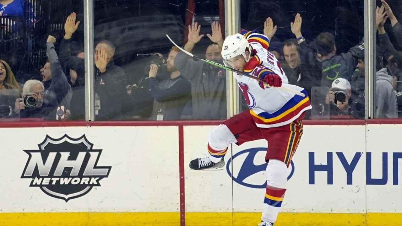 NHL: Devils vstali z mŕtvych v bitke o rieku Hudson. Rangers okúsili trpkú prehru