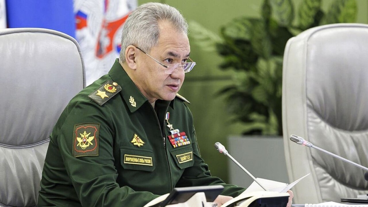 Rakety, bombardéry aj ponorky. Rusko bude vo vývoji jadrovej triády pokračovať, hovorí Šojgu