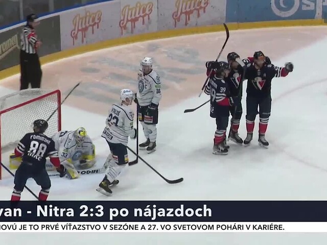 V hokejovej Tipos extralige ukradla Nitra dva body Slovanu