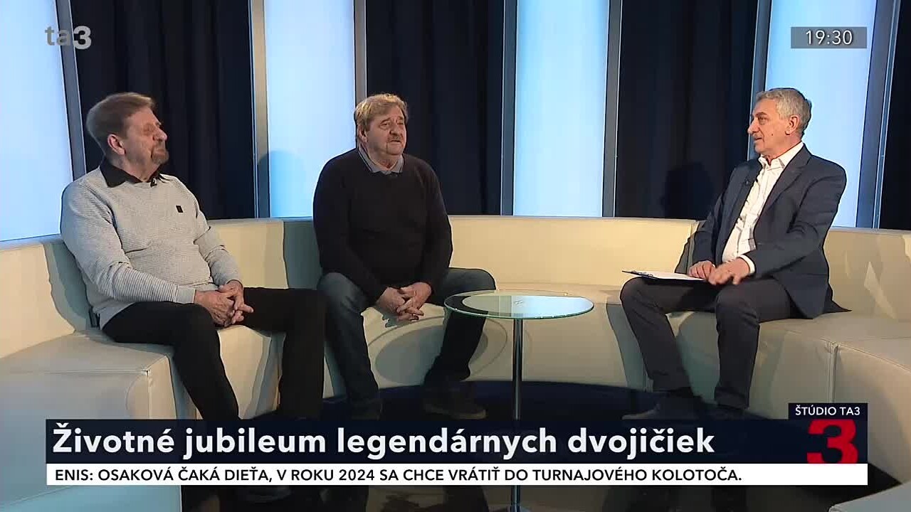 Slávne futbalové dvojčatá Jozef a Ján Čapkovičovci oslavujú jubileum