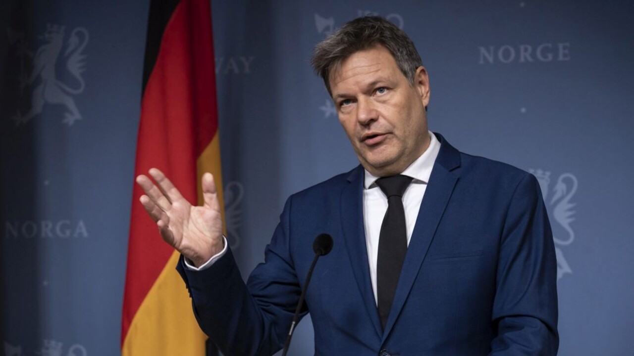 Zaznela kritika z vlastných radov: Nemali by sme brániť vojenskej podpore Ukrajiny, uviedol nemecký vicekancelár