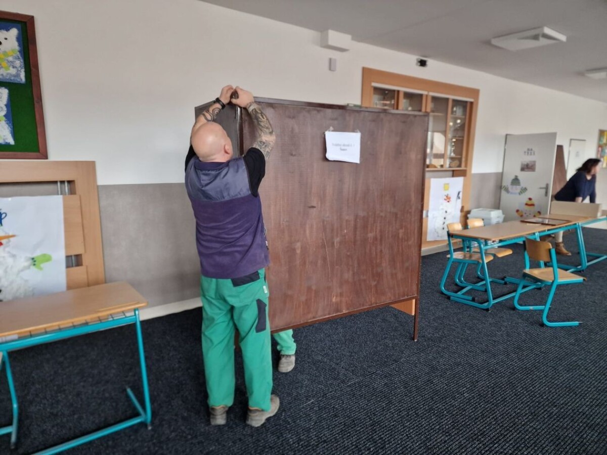 Prípravy okrskov v obci Mosty u Jablunkova