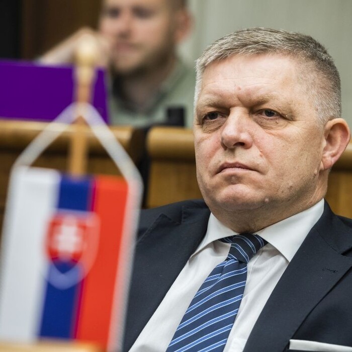 Smer chce na mimoriadnej schôdzi rokovať o cenách energií a Envirofonde