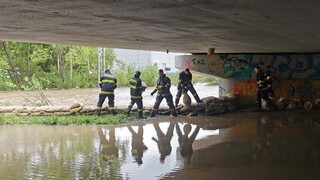 Záplavy na Gemeri. V obci vyhlásili tretí stupeň povodňovej aktivity