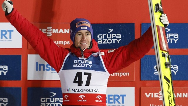 Rakúsky skokan na lyžiach Kraft zvíťazil v Sappore, oslávil tak 27. individuálny triumf