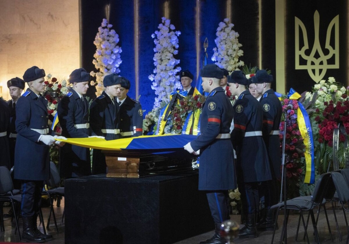Pohreb ukrajinského ministra vnútra