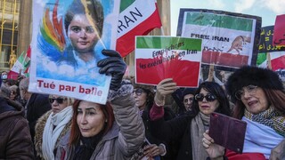 V Iráne zadržali od začiatku protestov už viac ako 90 novinárov
