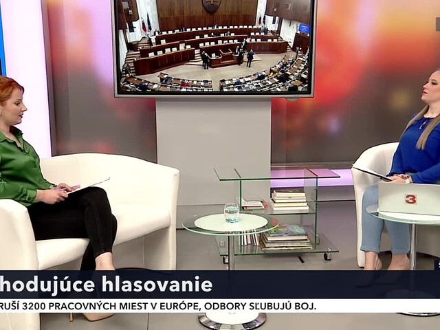 Poslancov čaká rokovanie o zmene ústavy. Heger tvrdí, že dostatok hlasov má, opozícia dohodu kritizuje